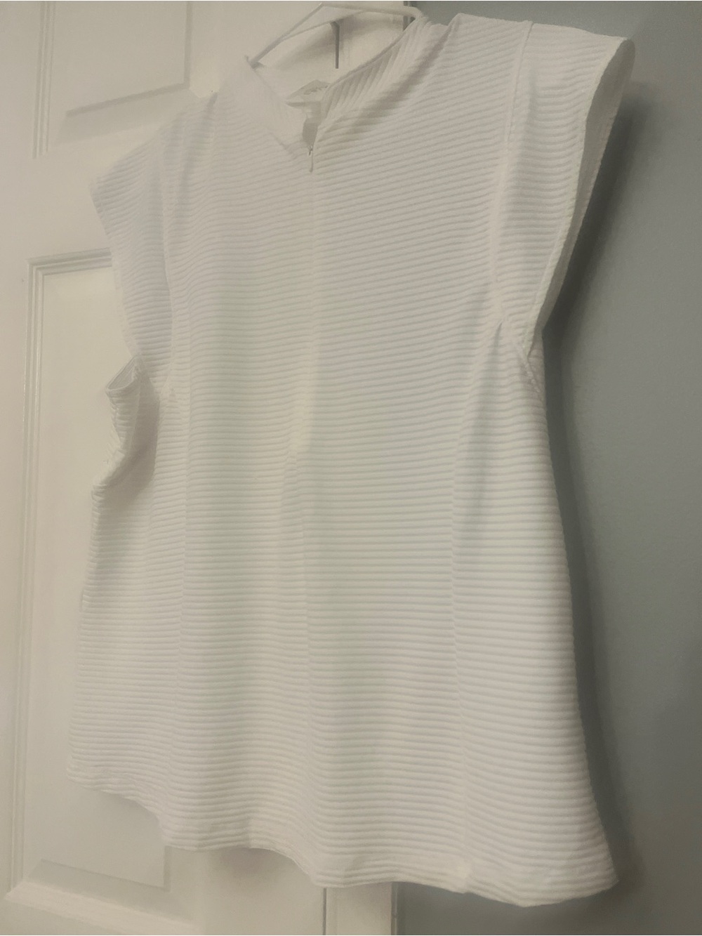 CALIA by Carrie Underwood White Ribbed Cap-Sleeve Tee